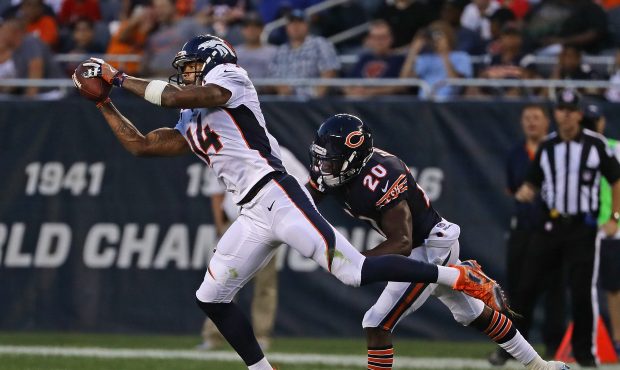 CHICAGO, IL - AUGUST 11:  Cody Latimer #14 of the Denver Broncos catches a pass in front of DeVante...