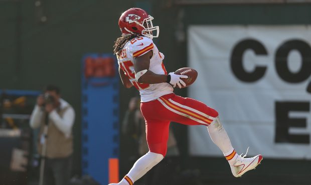 OAKLAND, CA - DECEMBER 15:  Jamaal Charles #25 of the Kansas City Chiefs runs for a touchdown again...