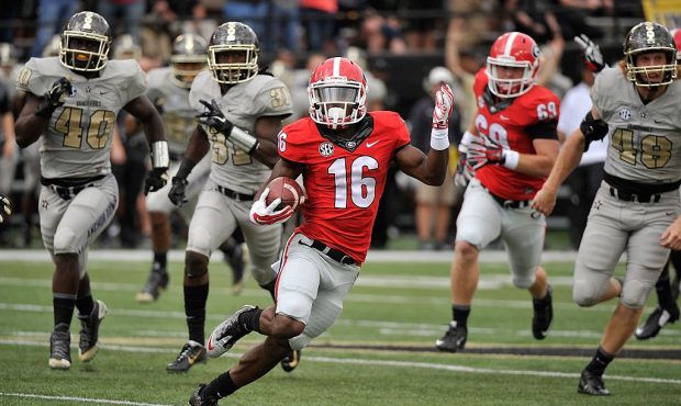 NASHVILLE, TN - SEPTEMBER 12:  Isaiah McKenzie #16 of the Georgia Bulldogs carries a kickoff return...