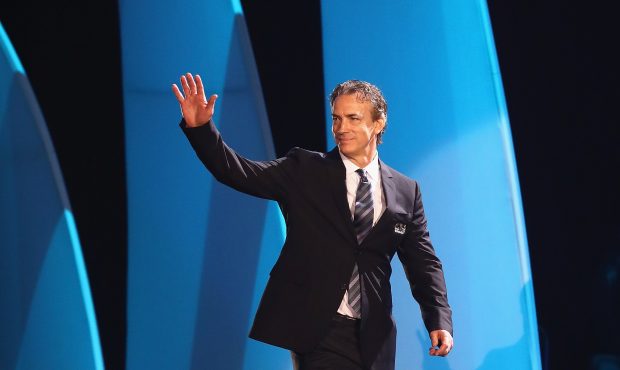 LOS ANGELES, CA - JANUARY 27:  Former NHL player Joe Sakic is introduced during the NHL 100 present...