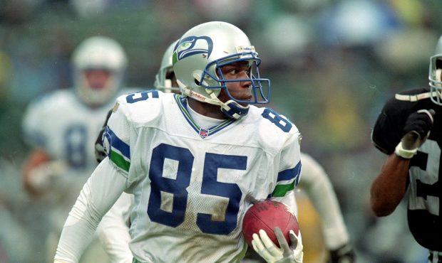 14 Dec 1997: Mike Pritchard #85 of the Seattle Seahawks carries the ball during a game against the ...