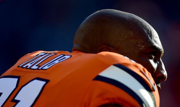 SAN DIEGO, CA - OCTOBER 13:  Aqib Talib #21 of the Denver Broncos warms up before the game against ...