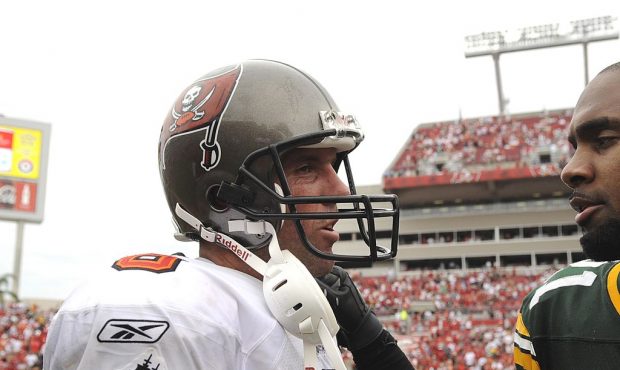 TAMPA, FL - SEPTEMBER 28: Quarterback Brian Griese #8 of  the Tampa Bay Buccaneers leaves the field...