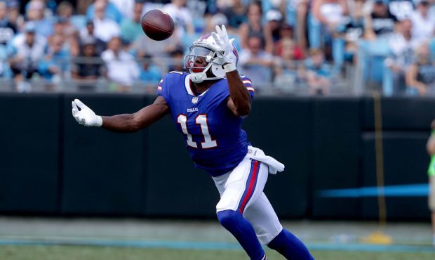 CHARLOTTE, NC - SEPTEMBER 17:  Zay Jones #11 of the Buffalo Bills reaches for the ball against the ...