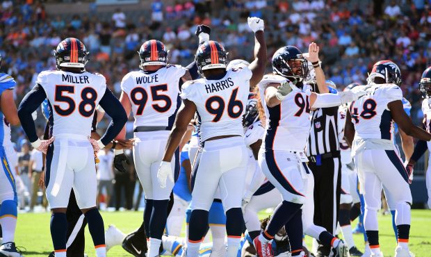 CARSON, CA - OCTOBER 22:  The Denver Broncos defense celebrate after stopping the Los Angeles Charg...