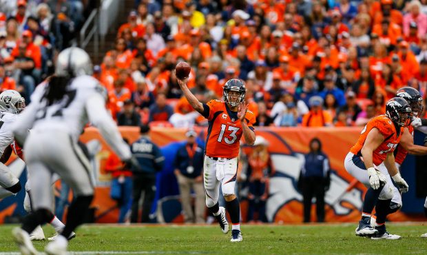 DENVER, CO - OCTOBER 1:  Quarterback Trevor Siemian #13 of the Denver Broncos passes against the Oa...