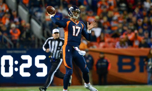 DENVER, CO - OCTOBER 15:  Quarterback Brock Osweiler #17 of the Denver Broncos passes against the N...