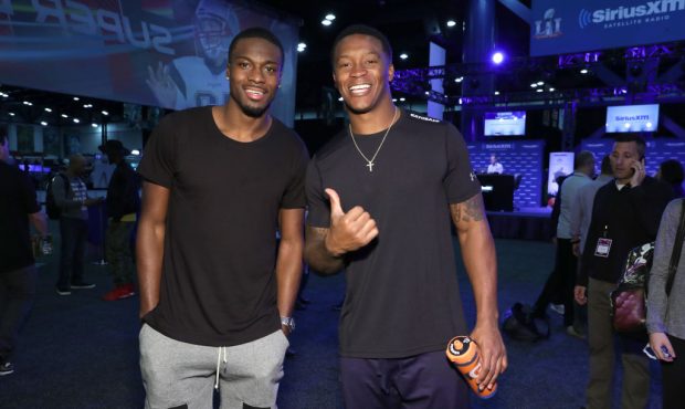 HOUSTON, TX - FEBRUARY 02:  Denver Broncos wide receiver Demaryius Thomas, right, and Cincinnati Be...