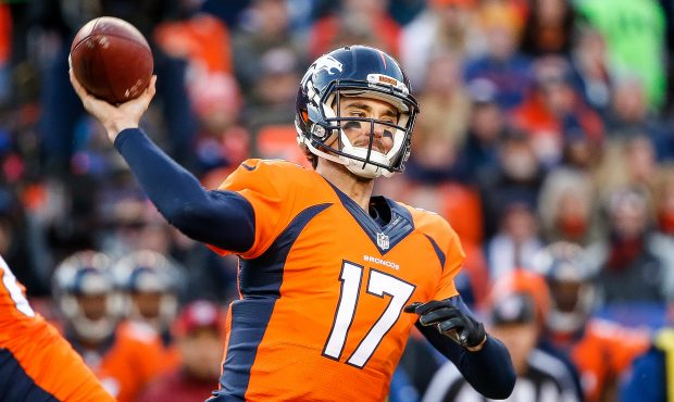 DENVER, CO - JANUARY 3:  Quarterback Brock Osweiler #17 of the Denver Broncos passes against the Sa...