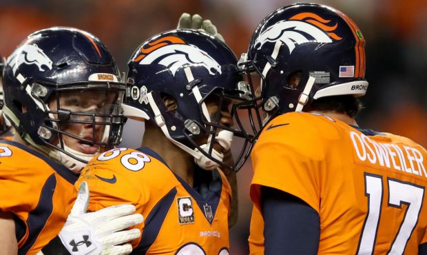 DENVER, CO - NOVEMBER 12:  Virgil Green #88 of the Denver Broncos celebrates a touchdown with Garre...