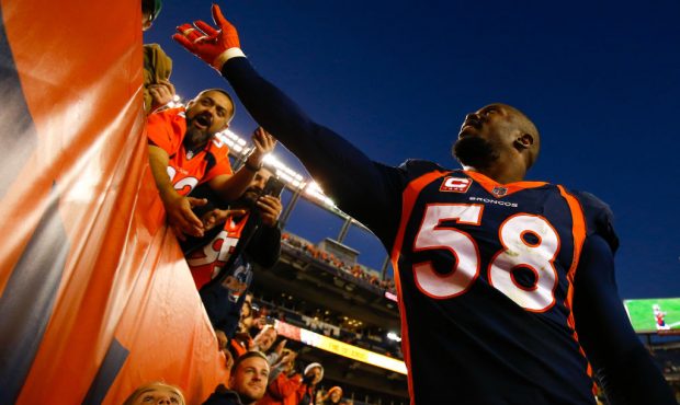 DENVER, CO - DECEMBER 10:  Outside linebacker Von Miller #58 of the Denver Broncos celebrates with ...