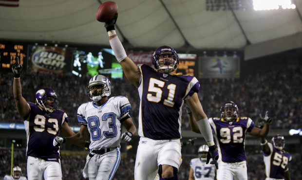 MINNEAPOLIS, MN - OCTOBER 08:  Ben Leber #51 and the Minnesota Vikings celebrate his recovery of a ...