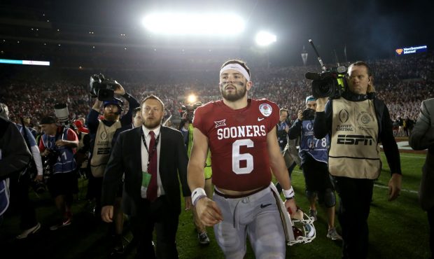 PASADENA, CA - JANUARY 01:  Quarterback Baker Mayfield #6 of the Oklahoma Sooners walks off the fie...