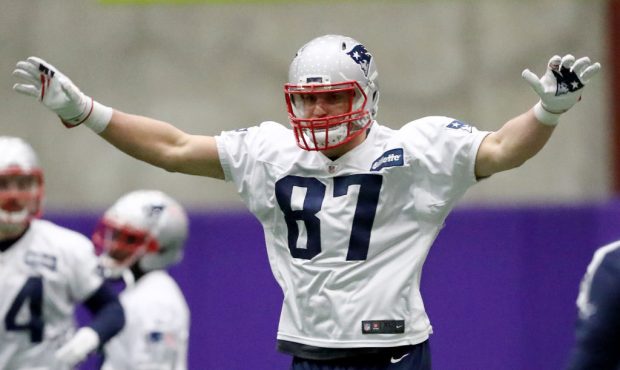 EDEN PRAIRIE, MN - FEBRUARY 02:  Rob Gronkowski #87 of the New England Patriots warms up during the...