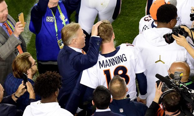 SANTA CLARA, CA - FEBRUARY 07:  Denver Broncos general manager John Elway celebrates with Peyton Ma...