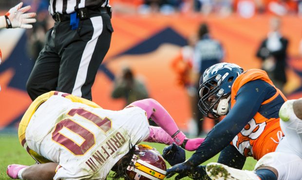 DENVER, CO - OCTOBER 27:  Outside linebacker Von Miller #58 of the Denver Broncos sacks quarterback...