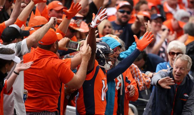 DENVER, CO - SEPTEMBER 17:  Wide receiver Emmanuel Sanders #10 of the Denver Broncos celebrates a f...