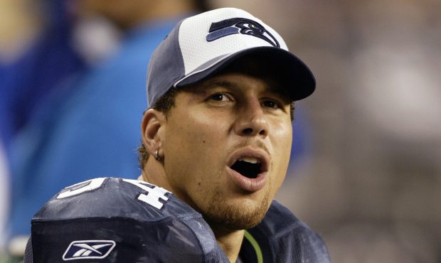 SEATTLE - AUGUST 21:  Outside linebacker Chad Brown #94 of the Seattle Seahawks runs against the De...