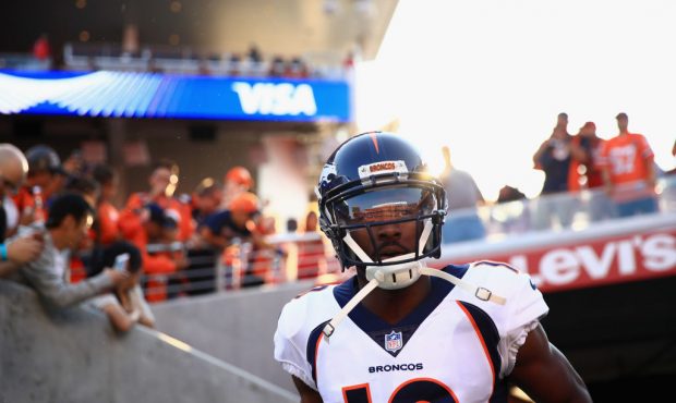 SANTA CLARA, CA - AUGUST 19:  Emmanuel Sanders #10 of the Denver Broncos runs on to the field for t...