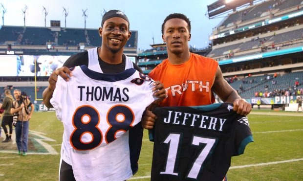 PHILADELPHIA, PA - NOVEMBER 5: Alshon Jeffery #17 of the Philadelphia Eagles and Demaryius Thomas #...