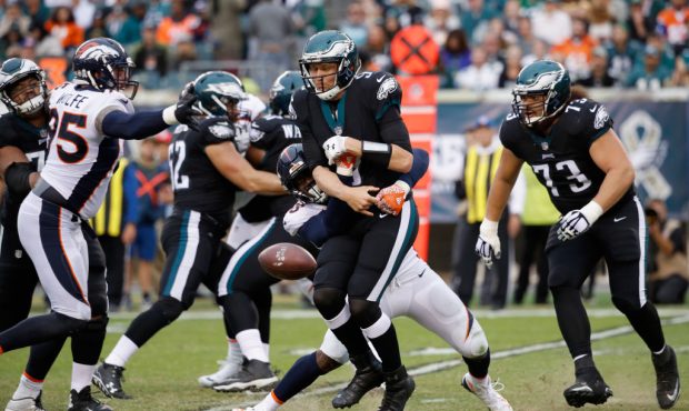 PHILADELPHIA, PA - NOVEMBER 05: Quarterback Nick Foles #9 of the Philadelphia Eagles fumbles the ba...
