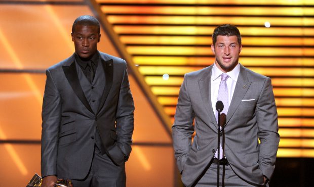 LOS ANGELES, CA - JULY 11:  NFL player Demaryius Thomas (L) and Tim Tebow of the Denver Broncos acc...