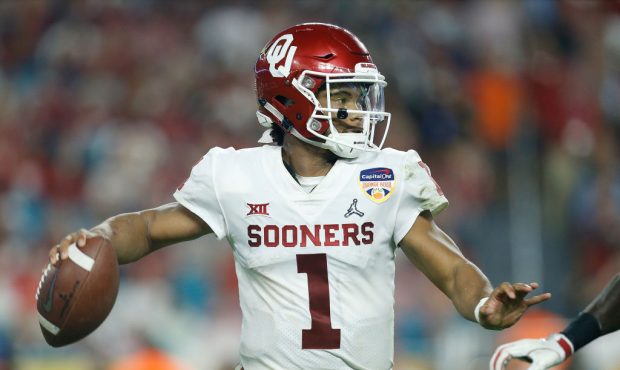 MIAMI, FL - DECEMBER 29:  Kyler Murray #1 of the Oklahoma Sooners looks to pass against the Alabama...