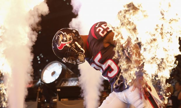 Kareem Jackson #25 of the Houston Texans enters the field before the game against the Kansas City C...