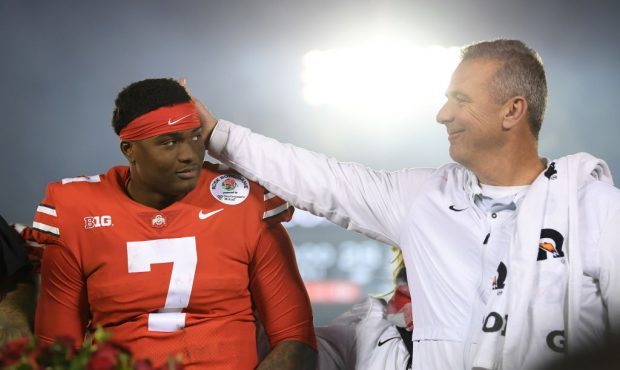 PASADENA, CA - JANUARY 01:  Dwayne Haskins #7 of the Ohio State Buckeyes and Ohio State Buckeyes he...