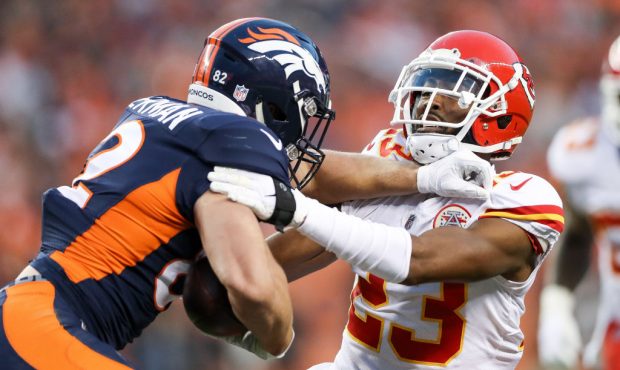 DENVER, CO - OCTOBER 1:  Tight end Jeff Heuerman #82 of the Denver Broncos pushes through cornerbac...
