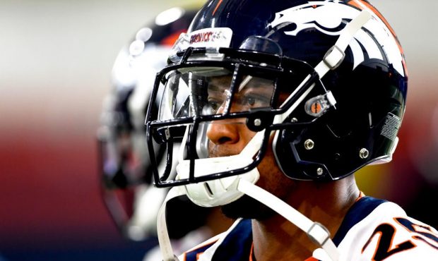 Denver Broncos cornerback Chris Harris #25 warming up during Denver Broncos OTA practice at UCHealt...