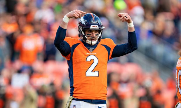 DENVER, CO - NOVEMBER 3:  Brandon Allen #2 of the Denver Broncos signals to the sidelines for a pla...