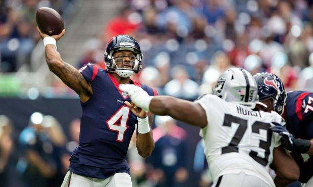 HOUSTON, TX - OCTOBER 27: Deshaun Watson #4 of the Houston Texans throws a pass during a game again...