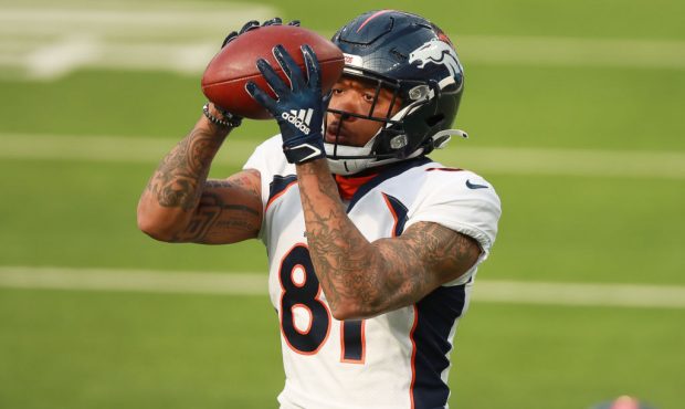 INGLEWOOD, CALIFORNIA - DECEMBER 27: Tim Patrick #81 of the Denver Broncos warms up for the game ag...