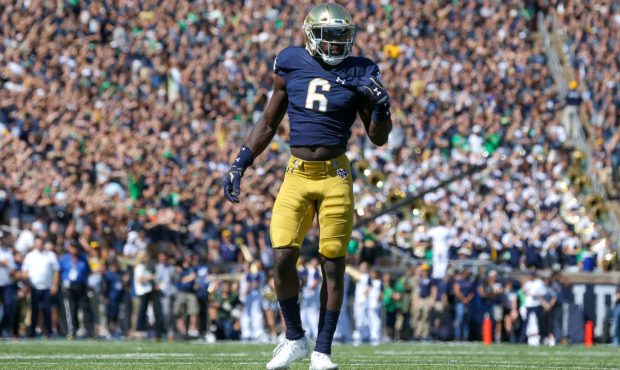 SOUTH BEND, IN - SEPTEMBER 14: Notre Dame Fighting Irish linebacker Jeremiah Owusu-Koramoah (6) on ...