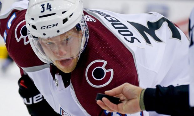 COLUMBUS, OH - OCTOBER 9: Carl Soderberg #34 of the Colorado Avalanche prepares for a face-off duri...