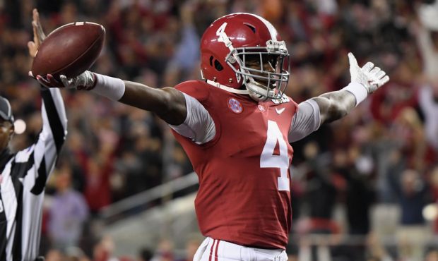 SANTA CLARA, CA - JANUARY 07: Jerry Jeudy #4 of the Alabama Crimson Tide celebrates his first quart...