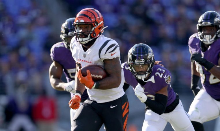 BALTIMORE, MARYLAND - OCTOBER 24: Samaje Perine #34 of the Cincinnati Bengals rushes for a touchdow...