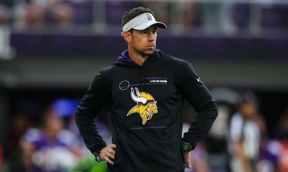 MINNEAPOLIS, MN - AUGUST 21: Offensive coordinator Klint Kubiak of the Minnesota Vikings looks on b...