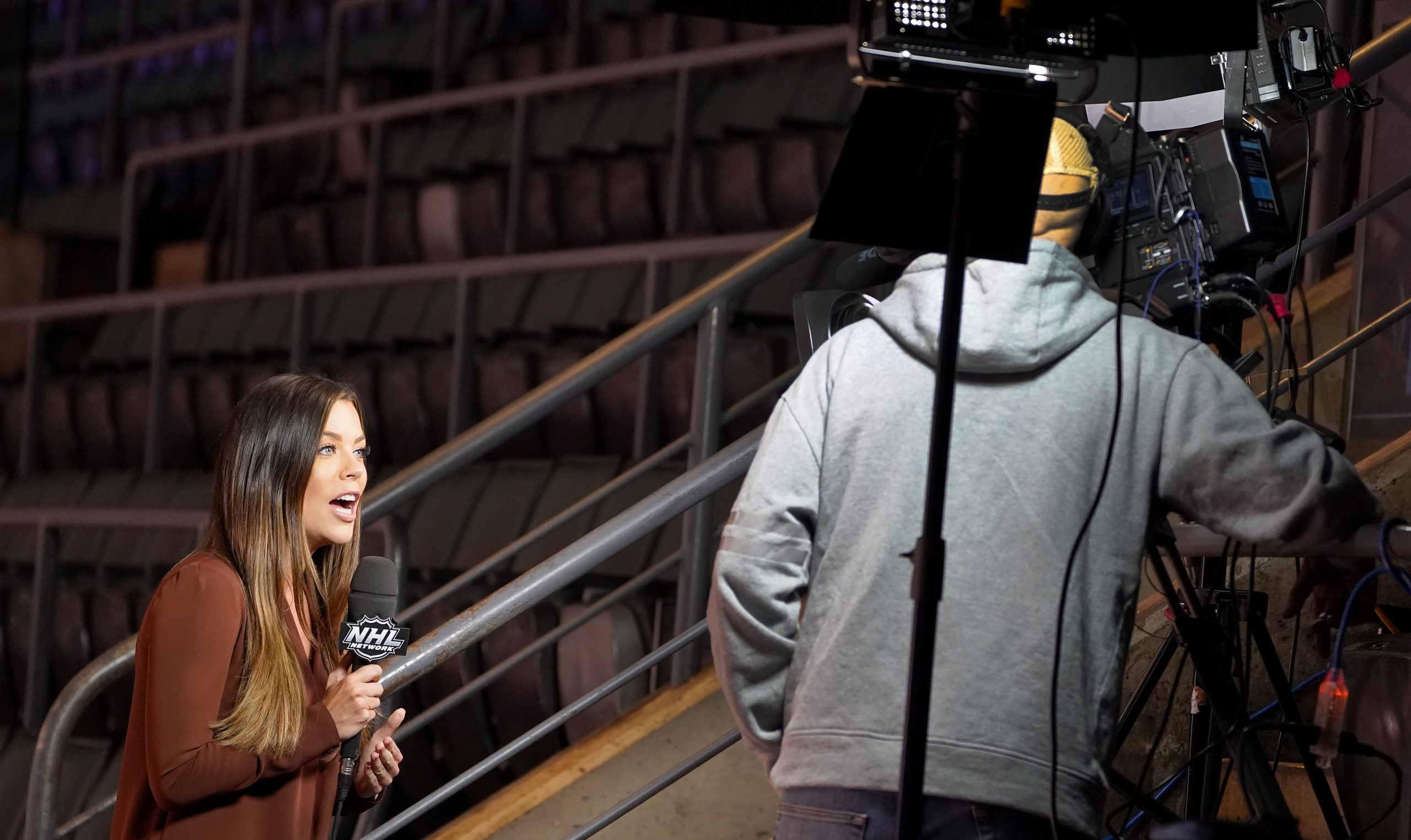 TORONTO, ONTARIO - AUGUST 02:  Jackie Redmond of the NHL Network does her stand up before the game ...