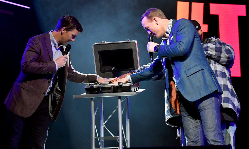 Eli Manning Peyton Manning...