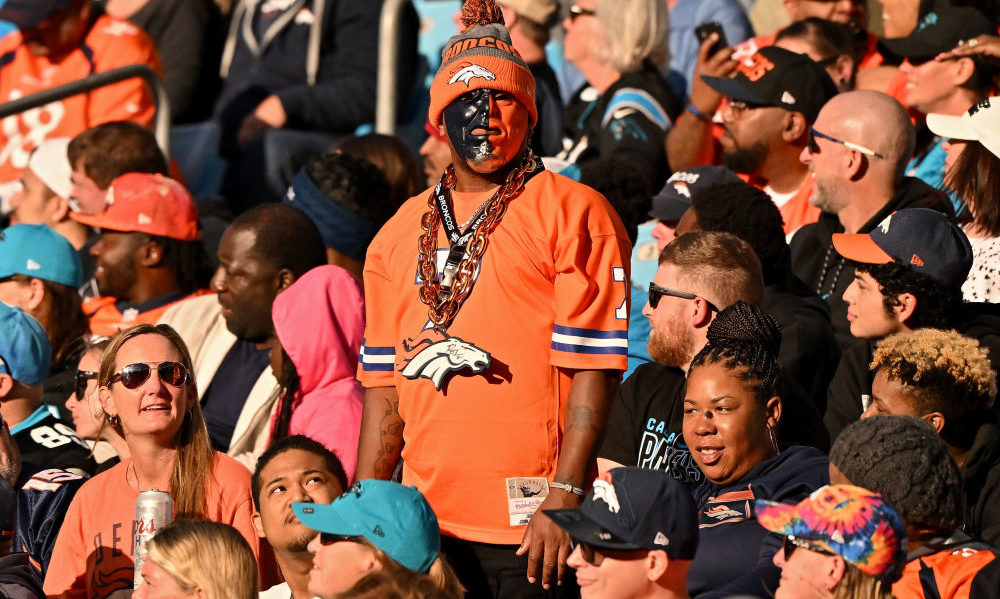Broncos fans...