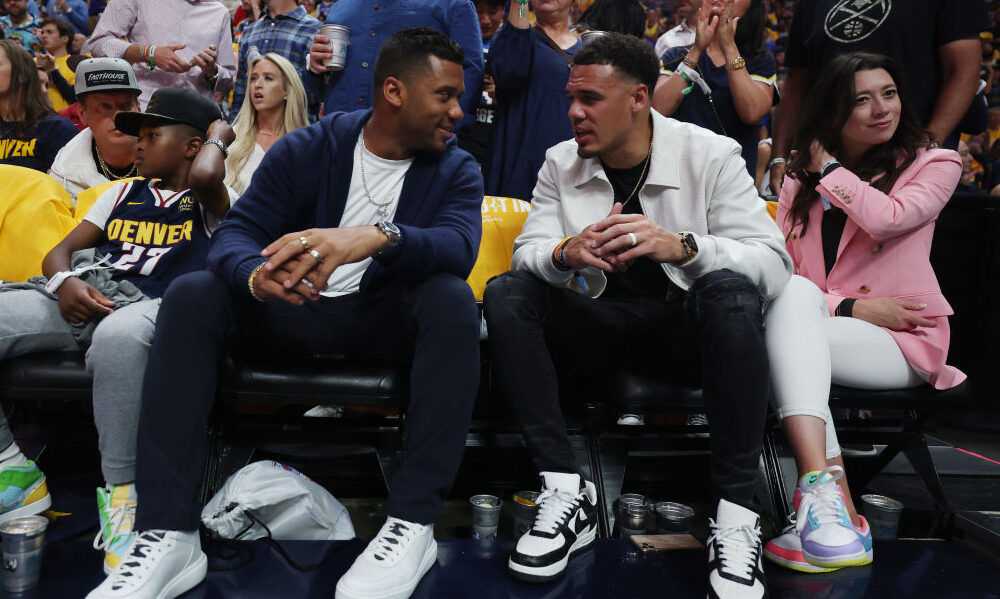 Russell Wilson Justin Simmons...