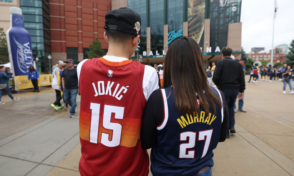 Nuggets fans...