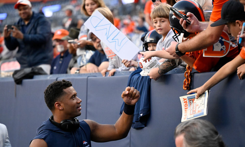 Russell Wilson Broncos fans...