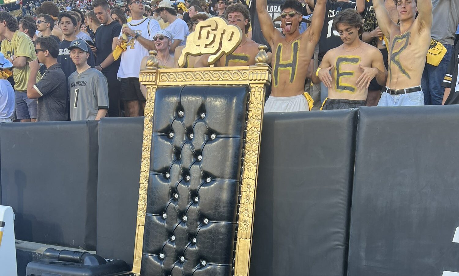 CU throne...