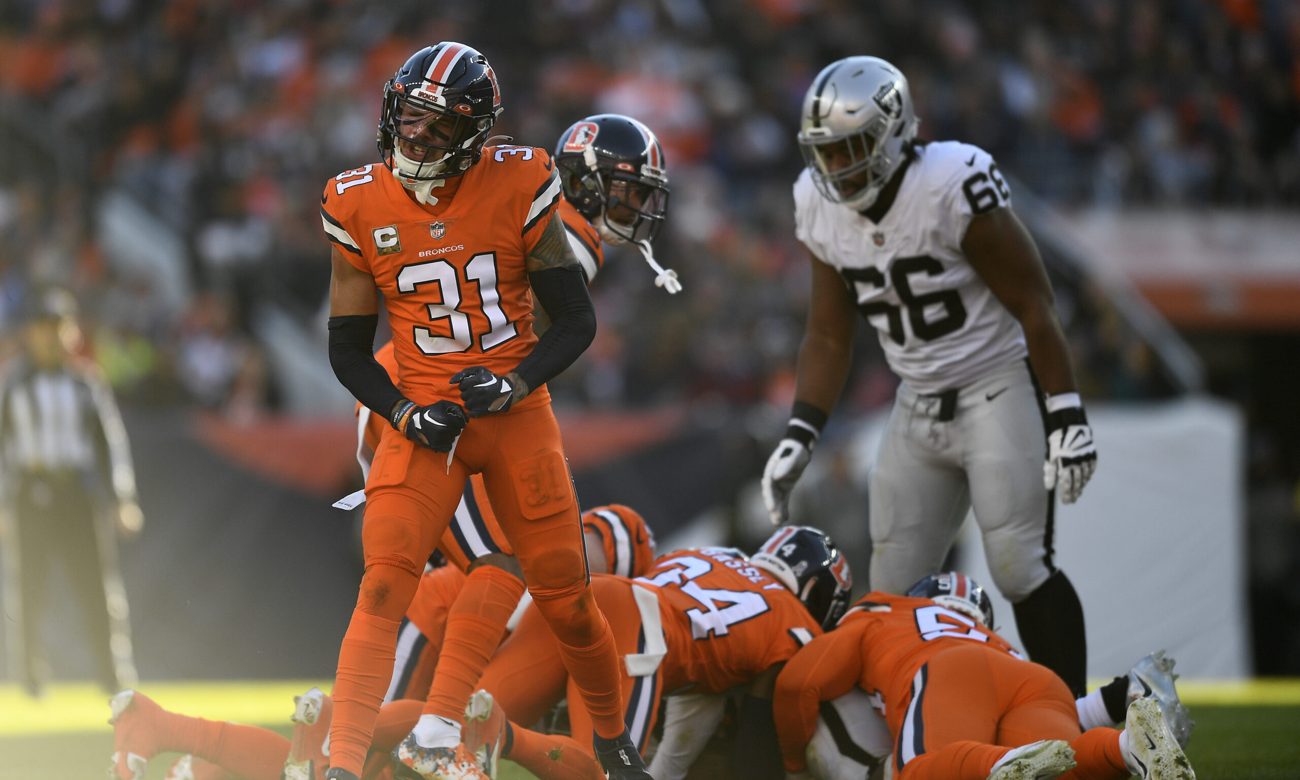 Denver Broncos play the Las Vegas Raiders...
