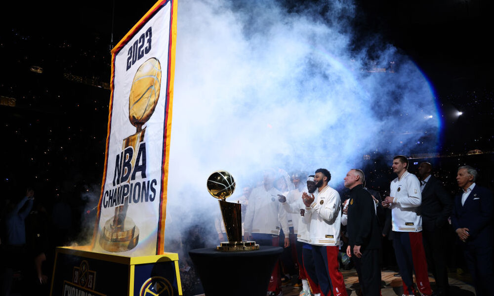 Nuggets banner and rings...